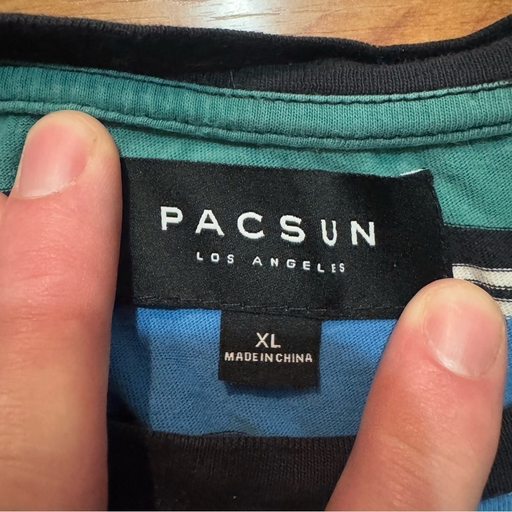 Rare Vintage Pacsun Las Vegas Embroidered Striped T Shirt Women’s Size XL - Picture 4 of 12